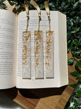 Load image into Gallery viewer, Angelic Resin Bookmarks
