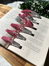 Load image into Gallery viewer, Rose Pink Resin page holders
