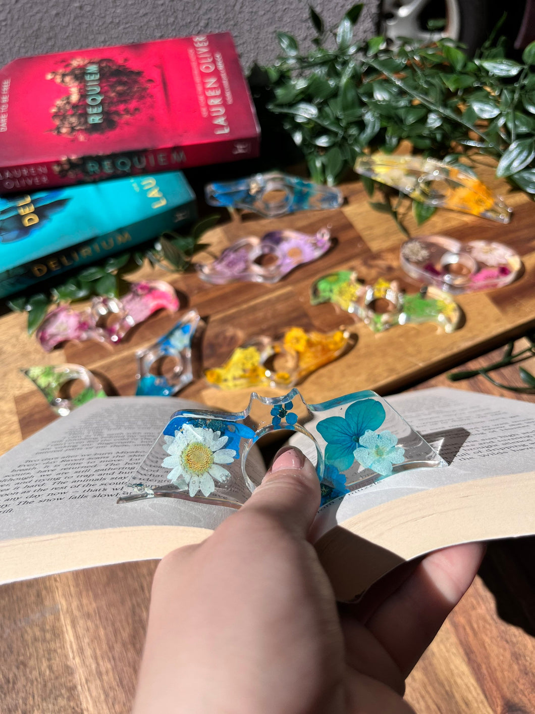 Dried Flowers Resin Page Holders